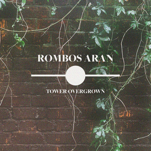 校花吊起被内裤涂春药高潮了
