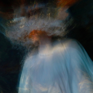 校花吊起被内裤涂春药高潮了
