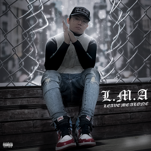 校花吊起被内裤涂春药高潮了
