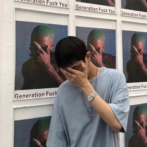 校花吊起被内裤涂春药高潮了
